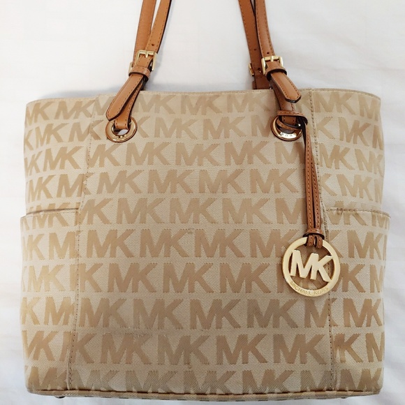 Michael Kors Handbags - Michael Kors Jet Set Beige/Camel Signature Tote